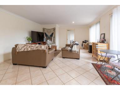 Duplex/Semi-detached For Sale - NSW - Forster - 2428 - INVESTOR ALERT! DUAL VILLA OPPORTUNITY IN PRIME FORSTER LOCATION  (Image 2)