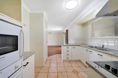House For Lease - QLD - Bargara - 4670 - 3 Bedroom brick home close to the beach  (Image 2)
