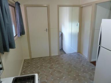 House For Lease - QLD - Earlville - 4870 - COZY 2 BEDROOM HOME  (Image 2)