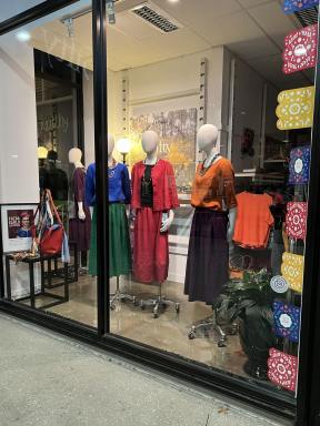 Business For Sale - VIC - Bendigo - 3550 - Unique boutique  (Image 2)