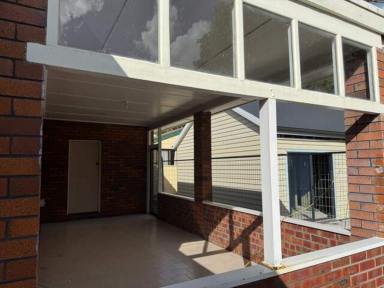 House For Lease - NSW - Forster - 2428 - Three Bedroom House  (Image 2)