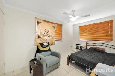 Unit For Sale - QLD - Avenell Heights - 4670 - Neat & Tidy Investment or Downsizer's Delight - Tenant in Place!  (Image 2)