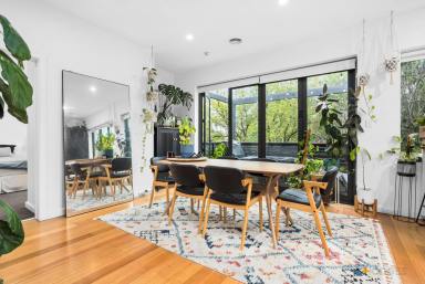 Unit Leased - VIC - Caulfield - 3162 - SOARING CEILINGS | LEAFY OUTLOOK | HUGE APARTMENT  (Image 2)