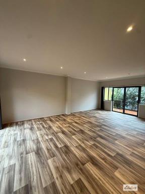 Townhouse For Lease - NSW - Wollongong - 2500 - MODERN TRI-LEVEL TOWNHOUSE  (Image 2)