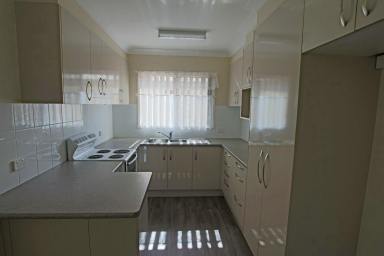 Unit For Lease - NSW - Taree - 2430 - Walk  to Shops  (Image 2)
