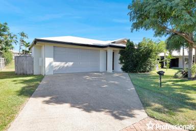 House For Sale - QLD - Bucasia - 4750 - Great Family Home!  (Image 2)
