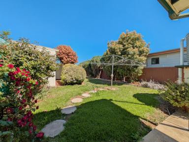 House For Sale - VIC - Kerang - 3579 - It's All About Position  (Image 2)