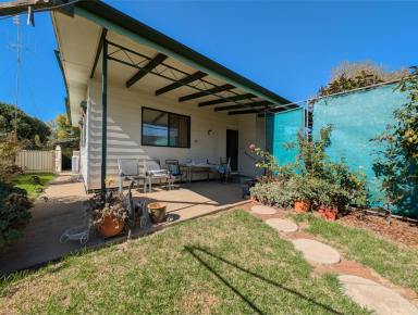 House For Sale - VIC - Kerang - 3579 - It's All About Position  (Image 2)