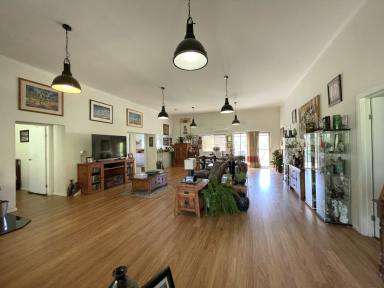 House For Sale - NSW - Tumblong - 2729 - Rural Lifestyle, Just minutes from town.  (Image 2)