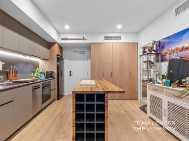 House For Sale - WA - South Perth - 6151 - Upgrade your Lifestyle at Civic Heart  (Image 2)