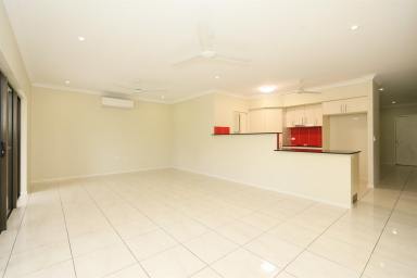 House For Lease - QLD - Edmonton - 4869 - Large Airconditoned Family Entertainer - Huge Patio - Double Gate Side Access  (Image 2)
