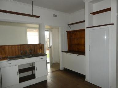 House Leased - VIC - Bairnsdale - 3875 - 3 BEDROOM FAMILY HOME  (Image 2)