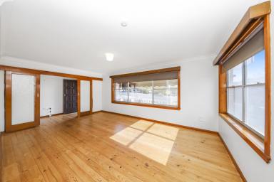 House For Sale - NSW - Tumut - 2720 - Surprise Package!!  (Image 2)