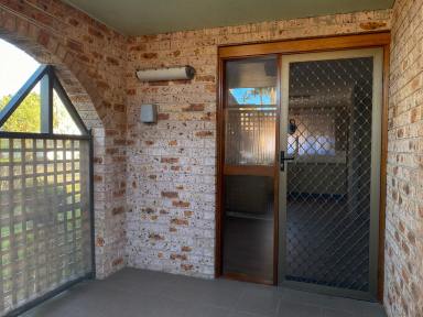 Unit For Lease - NSW - Taree - 2430 - CONVENIENT LOCATION  (Image 2)