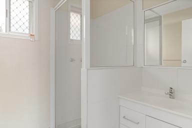 Unit For Lease - QLD - Drayton - 4350 - Low-maintenance living space in the heart of Drayton  (Image 2)