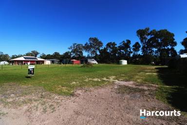 Residential Block For Sale - QLD - Buxton - 4660 - BIG VACANT BLOCK IN BEAUTIFUL BUXTON !!!  (Image 2)