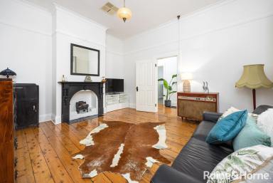 House For Sale - NSW - Wagga Wagga - 2650 - 'Dunolly'  (Image 2)