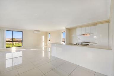 House For Lease - QLD - Wyreema - 4352 - Quiet Suburb Living for the Family!  (Image 2)
