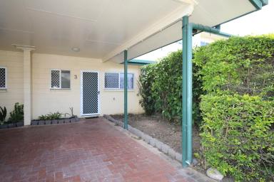 House For Lease - QLD - Edmonton - 4869 - Nice Townhouse - Swimming Pool - Short walk to IGA  (Image 2)