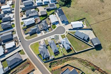 Residential Block For Sale - TAS - Park Grove - 7320 - Build Your Dream Home  (Image 2)