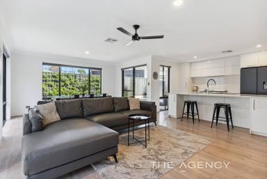 House For Sale - WA - Bushmead - 6055 - "Modern Living Amongst Nature"  (Image 2)