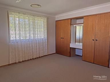 House For Sale - NSW - Tinonee - 2430 - Neat and Spacious Home in Sought-After Tinonee Village  (Image 2)