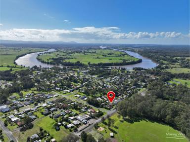 House For Sale - NSW - Tinonee - 2430 - Neat and Spacious Home in Sought-After Tinonee Village  (Image 2)