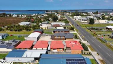 Unit Leased - VIC - Port Albert - 3971 - Neat 3-Bedroom Unit with Street Frontage – Walk to the Boat Ramp  (Image 2)