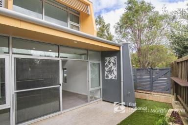 Townhouse For Sale - WA - Margaret River - 6285 - LIGHT-FILLED NEW YORK STYLE END TOWNHOUSE  (Image 2)