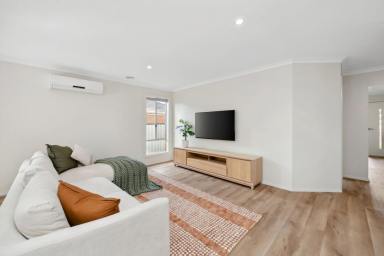 House For Sale - VIC - California Gully - 3556 - Immaculate 4-Bedroom Family Home  (Image 2)
