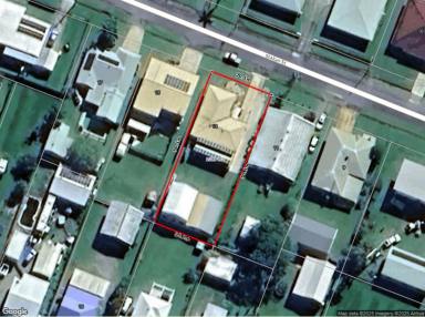 House For Sale - QLD - Ingham - 4850 - LOWSET BLOCK HOME WITH SHEDS - BUILT UP OUT OF KNOWN FLOOD (INCLUDING 2025)!  (Image 2)