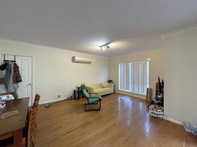 Unit For Sale - NSW - Gundagai - 2722 - Affordable with low maintenance.  (Image 2)