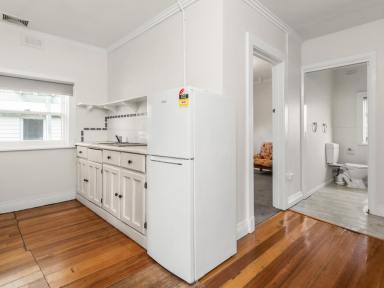 House For Sale - TAS - Swan Point - 7275 - WELCOME HOME!  (Image 2)