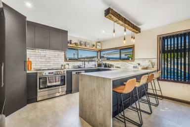 House For Sale - TAS - Wynyard - 7325 - Location, Location, Location!  (Image 2)