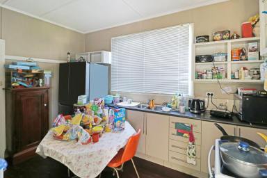 House For Sale - NSW - Glen Innes - 2370 - 4 BEDROOM HOME IN A GREAT LOCATION  (Image 2)