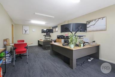 Industrial/Warehouse For Lease - NSW - North Albury - 2640 - A GREAT SHED  (Image 2)