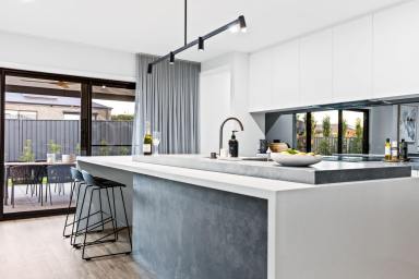 House For Sale - VIC - Strathfieldsaye - 3551 - Sophisticated living with modern design and exceptional comfort!  (Image 2)