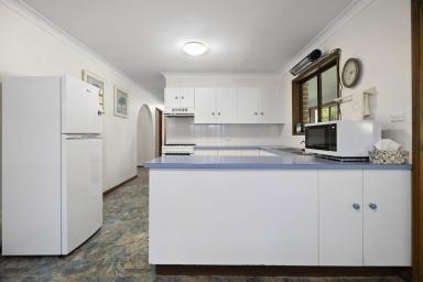 House For Sale - NSW - Lithgow - 2790 - Immaculate Family Home in a Prime Central Location  (Image 2)