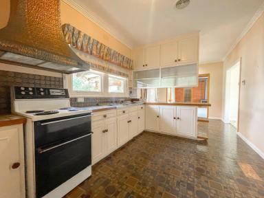 House For Lease - VIC - Swan Hill - 3585 - FAMILY LIVING  (Image 2)