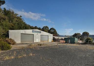 Industrial/Warehouse For Lease - TAS - Wivenhoe - 7320 - Huge Shed Available Now!  (Image 2)