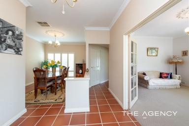 House For Sale - WA - Sorrento - 6020 - Coastal Calm and Effortless Charm!  (Image 2)