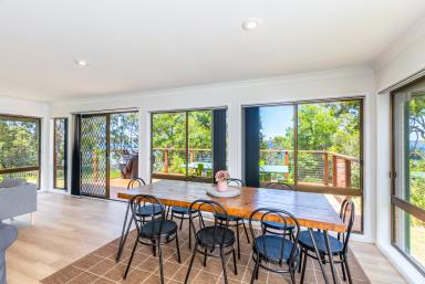 House For Lease - NSW - Sanctuary Point - 2540 - Fully furnished 4 Bedroom Waterfront  (Image 2)