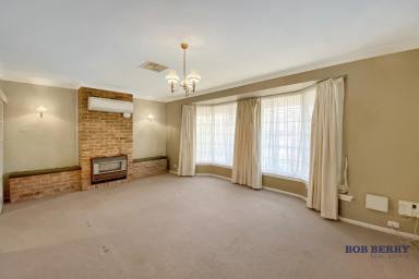 House Leased - NSW - Dubbo - 2830 - Family Home in Convenient Location  (Image 2)