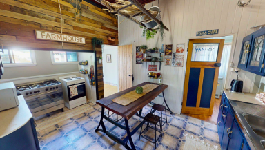 House For Sale - QLD - Gayndah - 4625 - Charming Queenslander with Commercial Potential in the Heart of Gayndah  (Image 2)