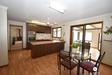 House For Sale - VIC - Beechworth - 3747 - SOLID FAMILY HOME (Image 2)