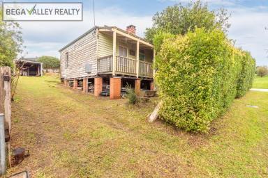 House For Sale - NSW - Bega - 2550 - DEVELOP OR RENOVATE  (Image 2)