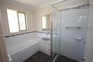 House For Lease - NSW - Tenterfield - 2372 - FOR RENT  (Image 2)
