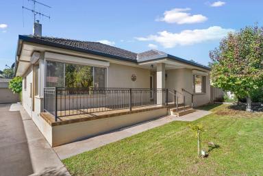 House For Sale - VIC - Strathdale - 3550 - Great Value & Location  (Image 2)