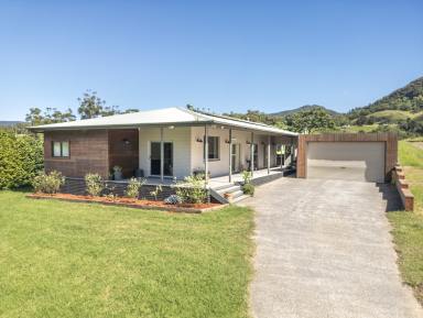 Lifestyle Auction - NSW - Jamberoo - 2533 - 'Koora' - Ultimate Rural Retreat  (Image 2)