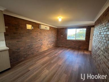 Unit For Lease - NSW - Inverell - 2360 - Renovated Unit Near Wade Street Store  (Image 2)